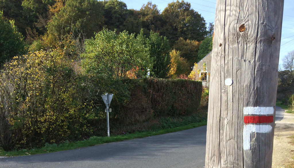 The GR hiking sign