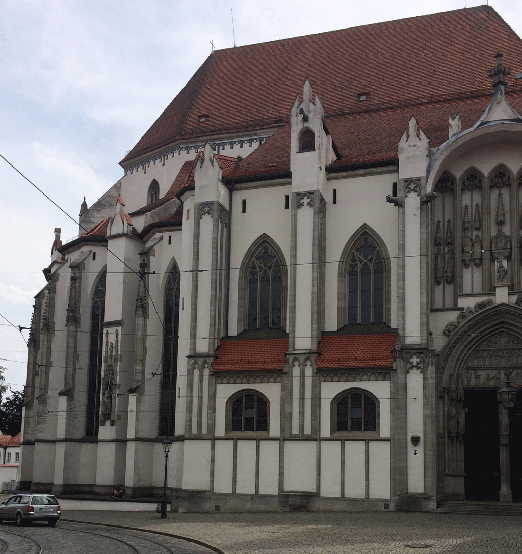 The cathedral and first impression of the historical centre of Augsburg