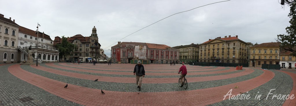 Piata Libiritii - my first attempt at a panoramic photo