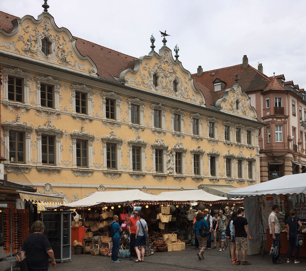 Falkenhaus on Marktplatz