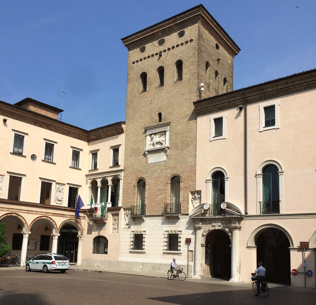 The Guelfo Tower with its Venetian lion
