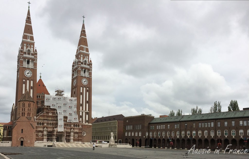 The cathedral, whose construction started in 1913, to commemorate the great flood, was finally consacrated in 1930