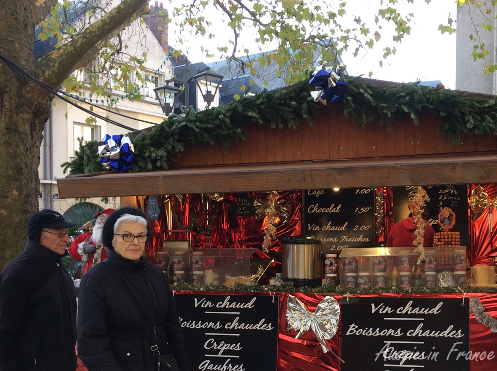 The traditional mulled wine stall at Blois Christmas market which is probably part of a chain!