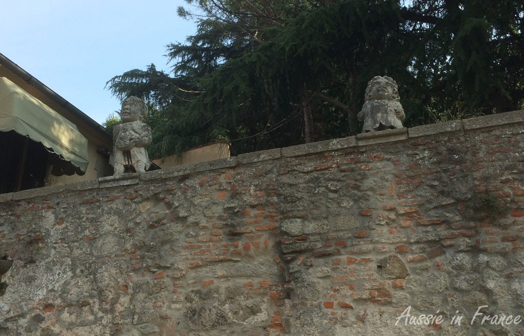 The dwarfs on Villa Nani-Mocengo