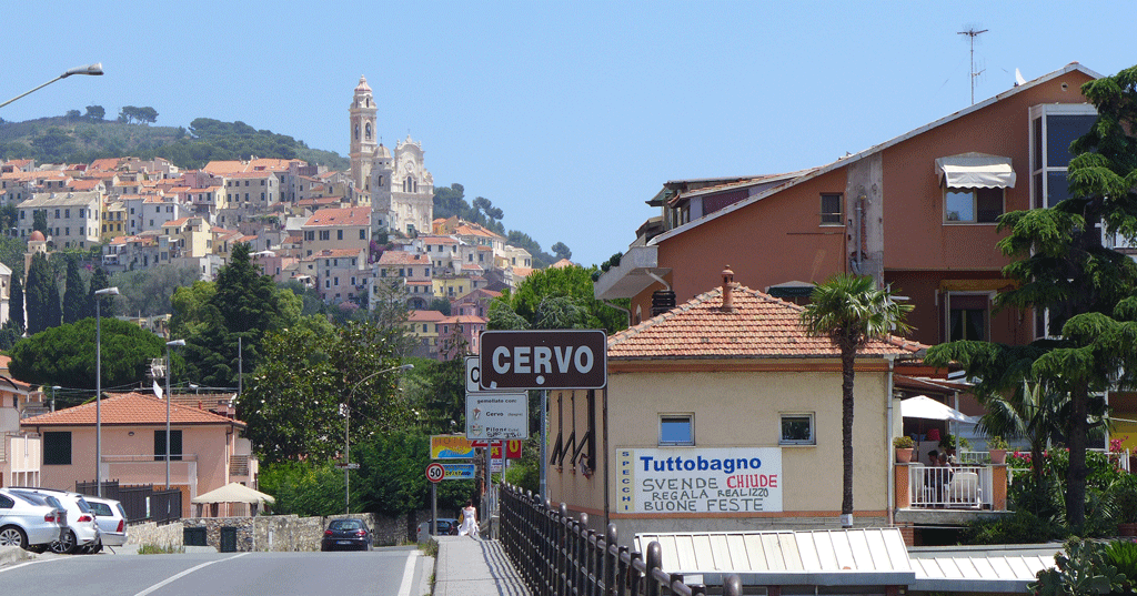 The entrance to Cervo