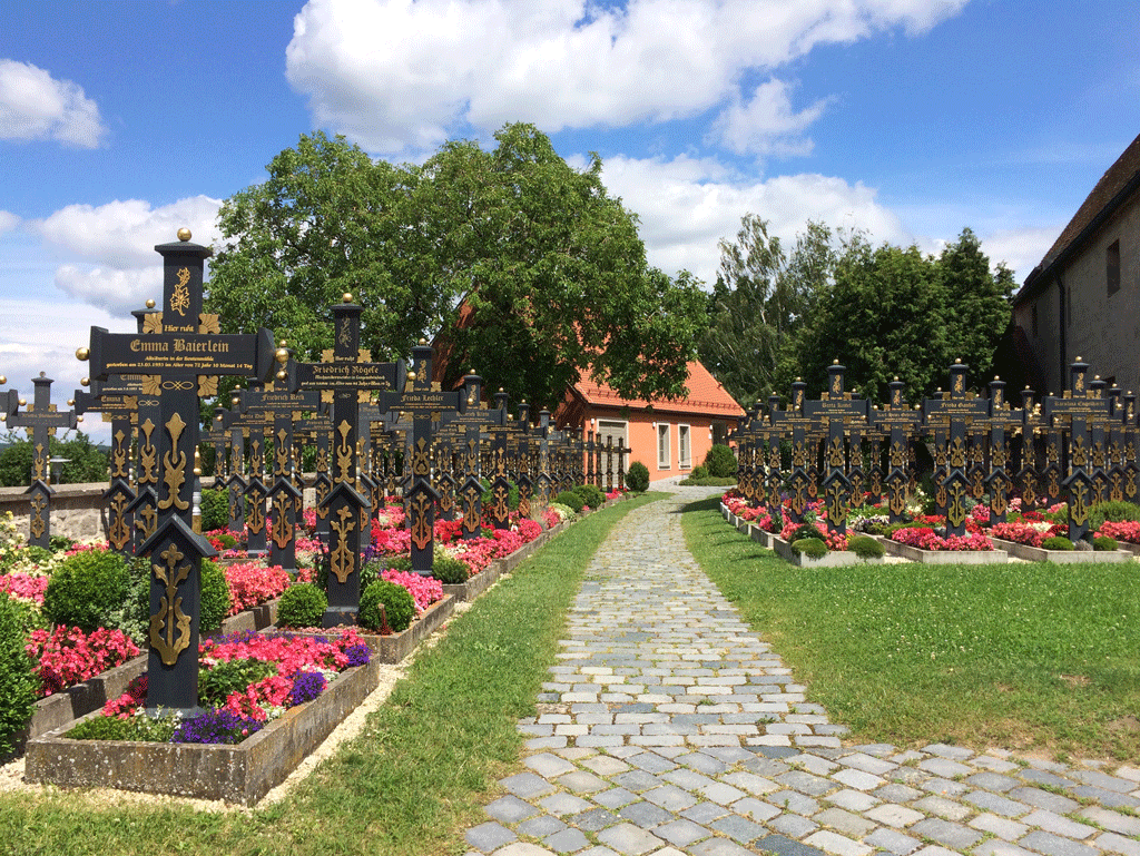 The historical cemetery in Dxxx