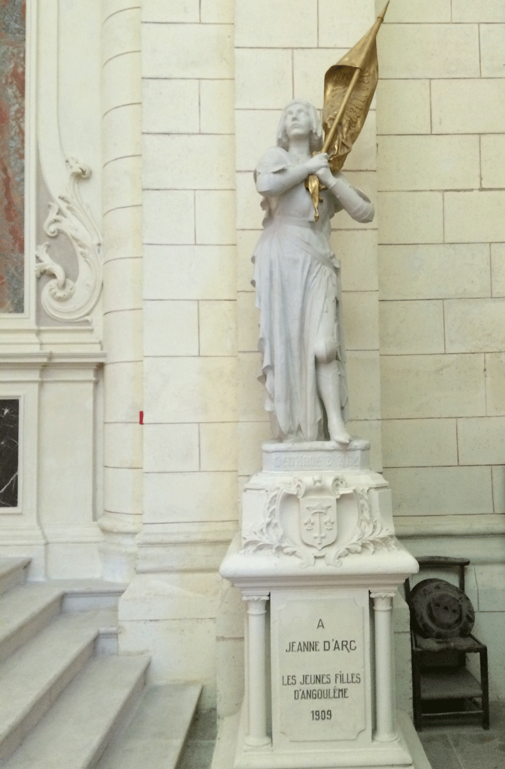 Joan of Arc in Angoulême Cathedral. They are all different!