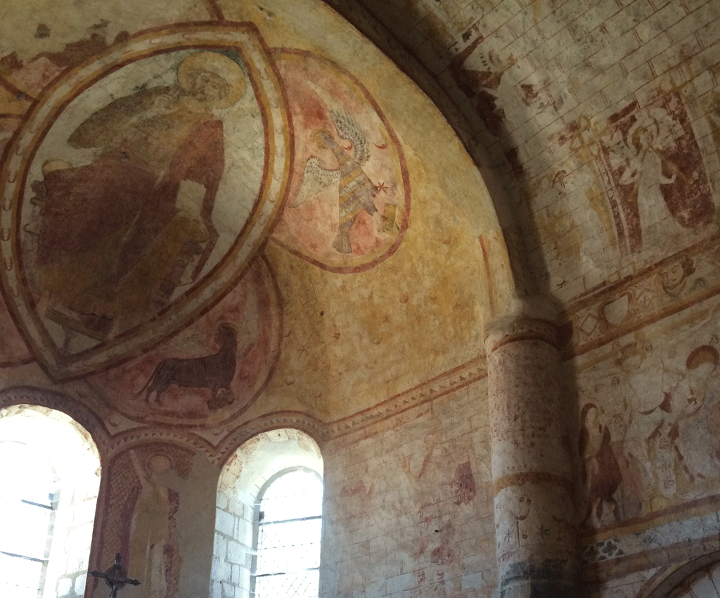 Paintings on the ceiling of the apse depicting Christ in Majesty 