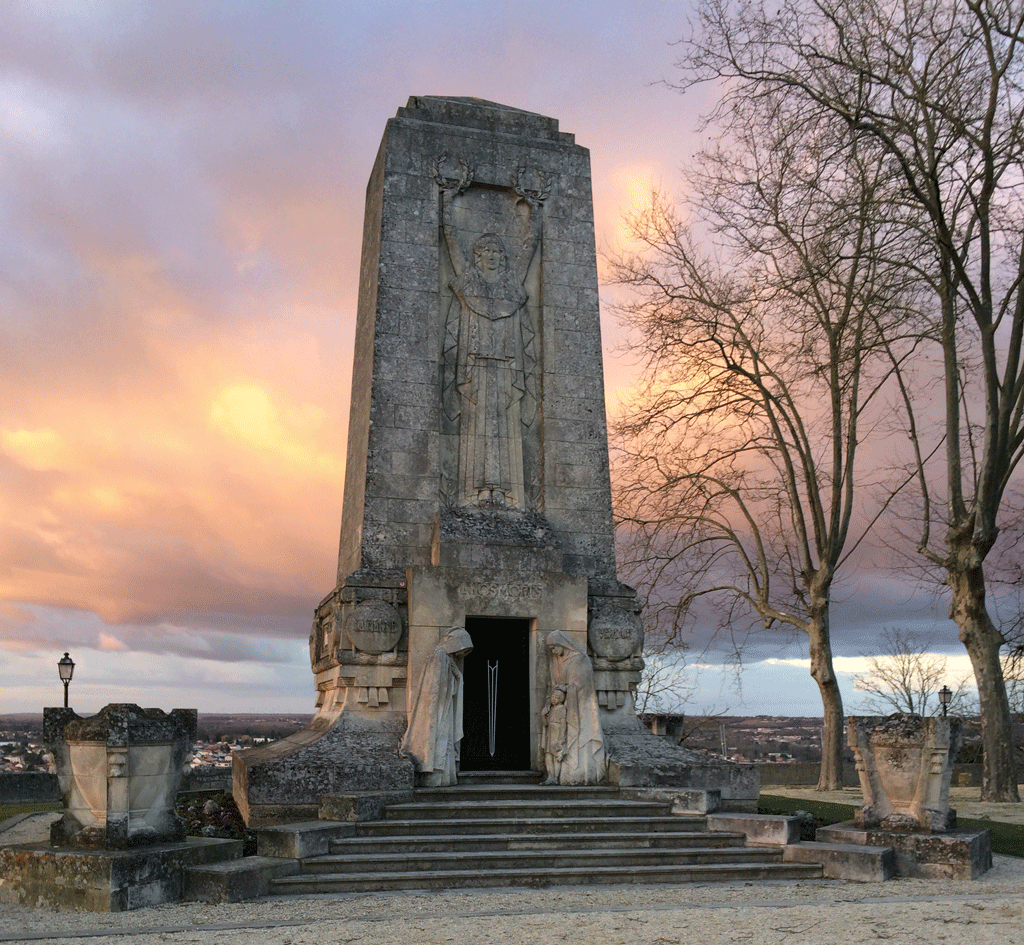 The war monument