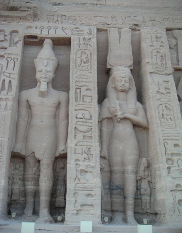 A.-Simbel-Nefertari-4