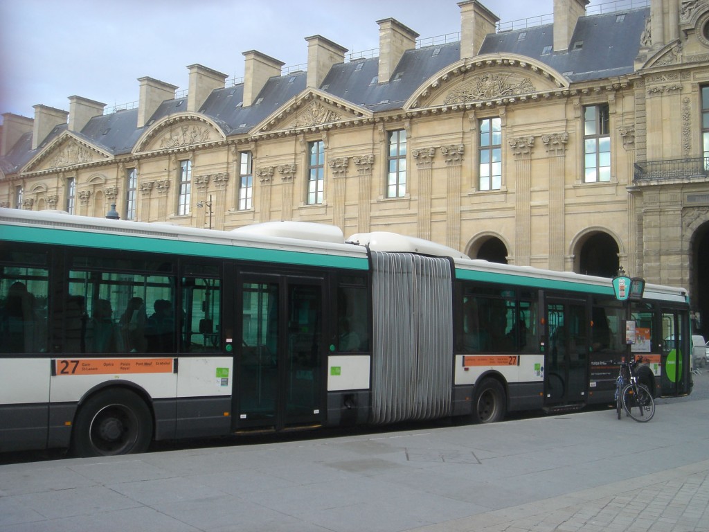 Buses in Paris Aussie in France