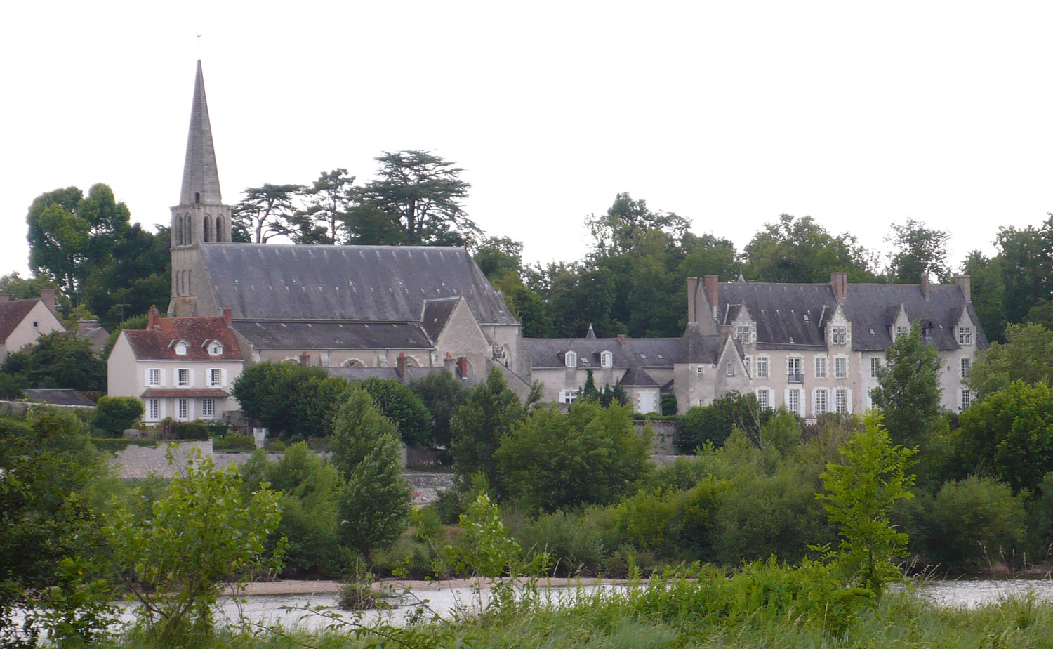 Cour_sur_Loire