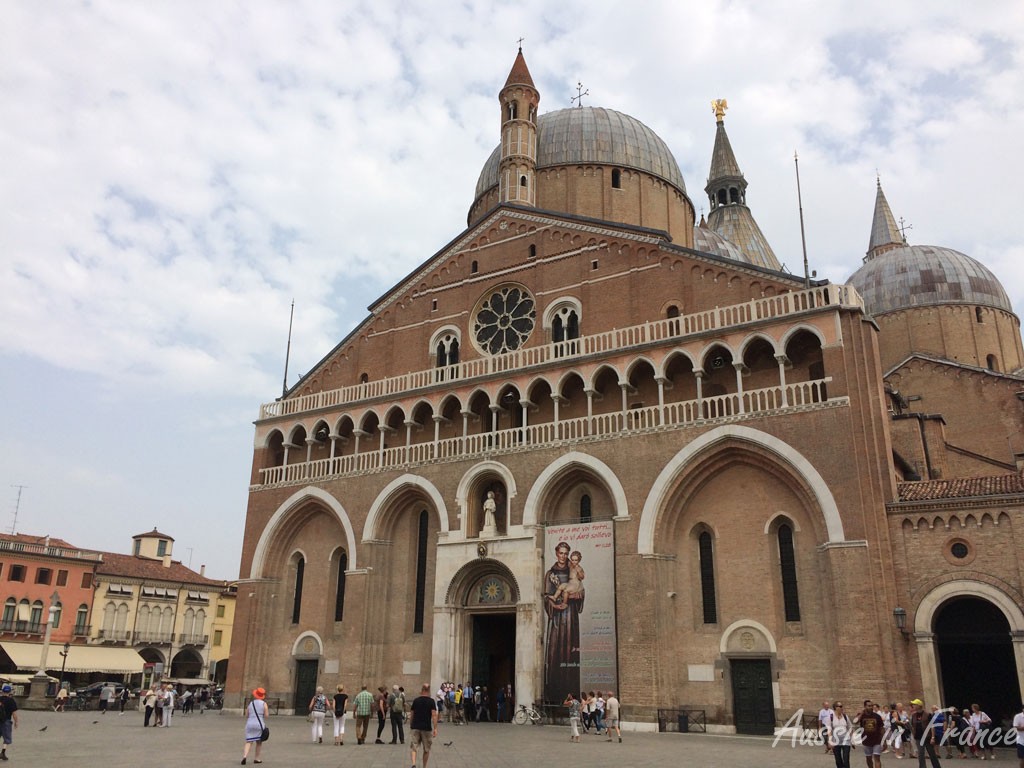 The second monument we see - Basilica di Sant'Antonio built in the 13th century