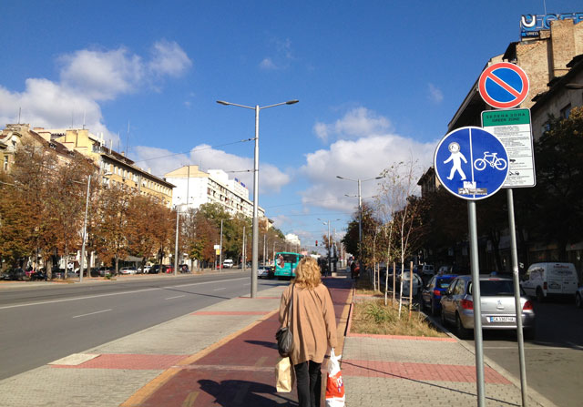The pedestrian/bike path