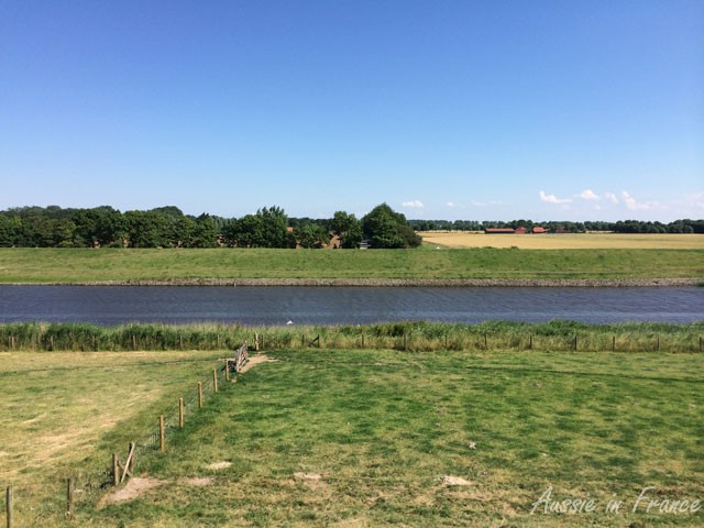 Canal on one side, dyke on the other