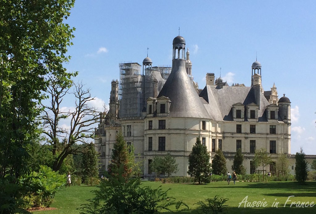 Château de Chambord with more scaffolding