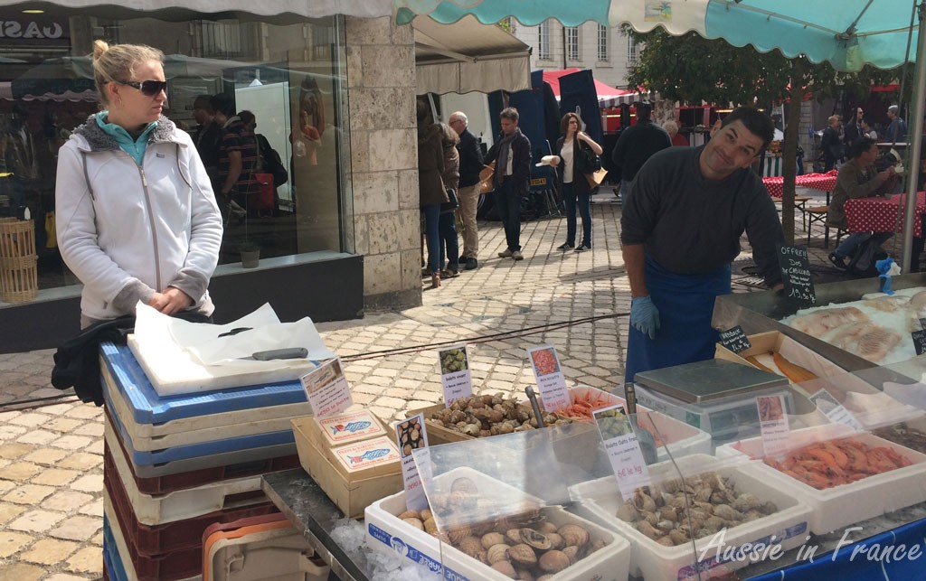 When it's no longer scallop season, they sell fresh fish, shells and prawns