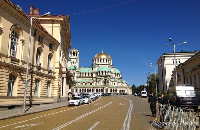 Street leading to Nevski Cathedral cordoned off by police
