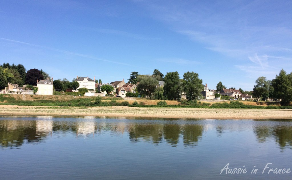 The village of Cour-sur-Loire from the ferry
