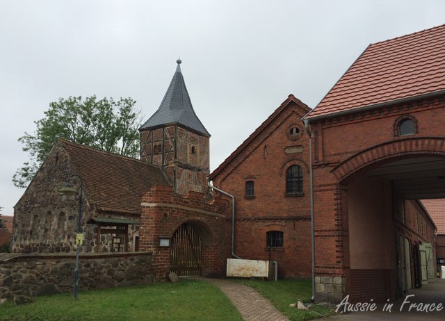 Church and farm building in Dahrenstedt