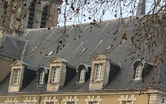 Lucarne fronton