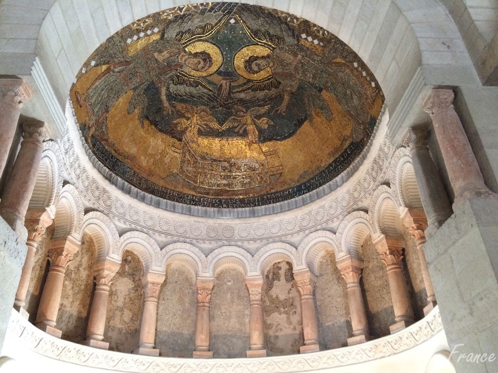 The beautiful mosaic work in the Carolingian oratory in Germigny