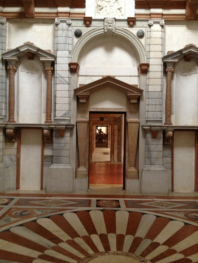 Series of doors and alcoves in Palazzo Grimani