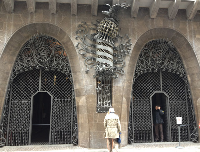 Front entrance to Guell Palace