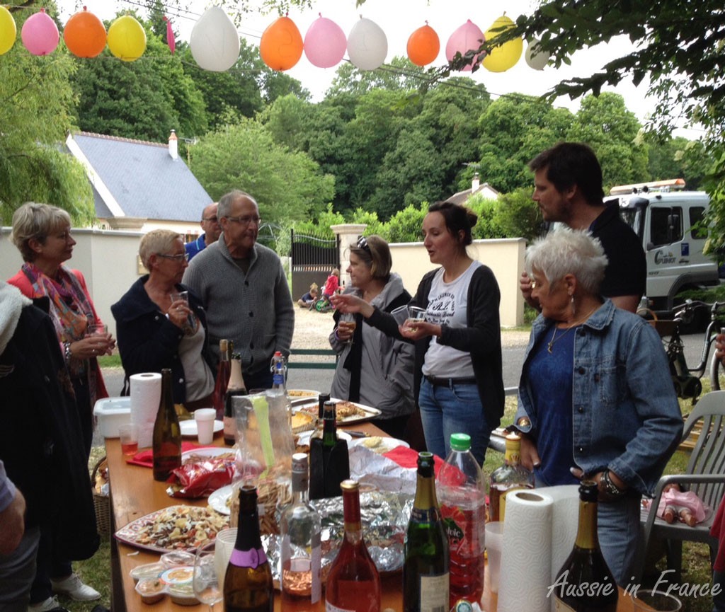 Most of the people didn't know each other before the party, but the conversation never stopped