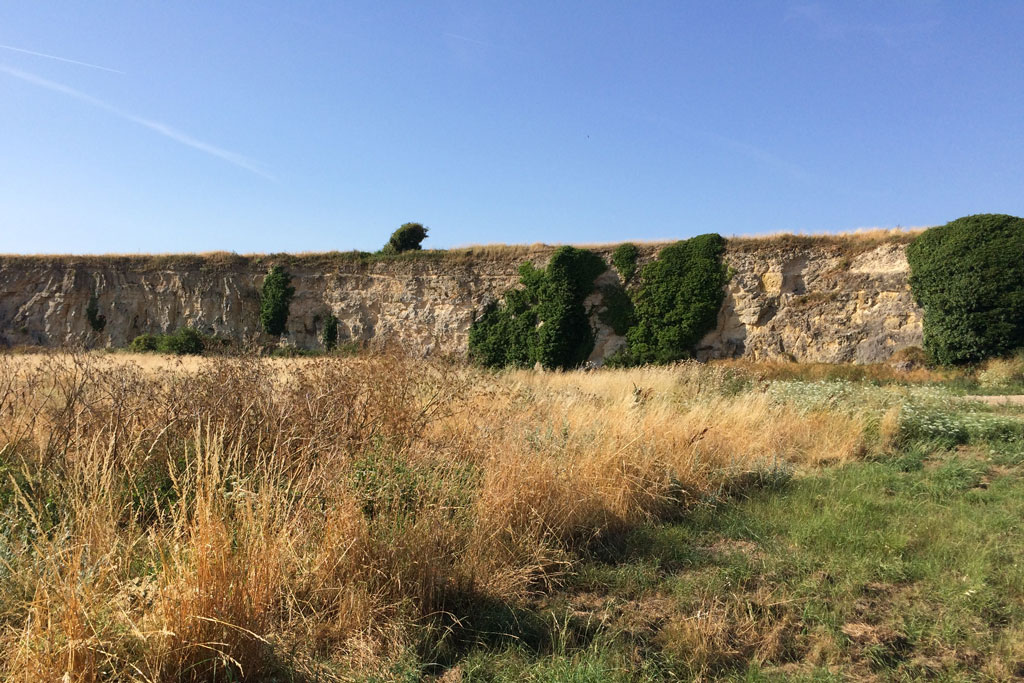 The inland cliff arising out of nowhere