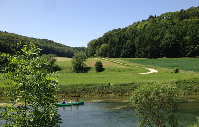 Kids canoeing on the Danube