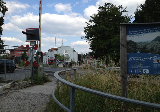 The dangerous level crossing