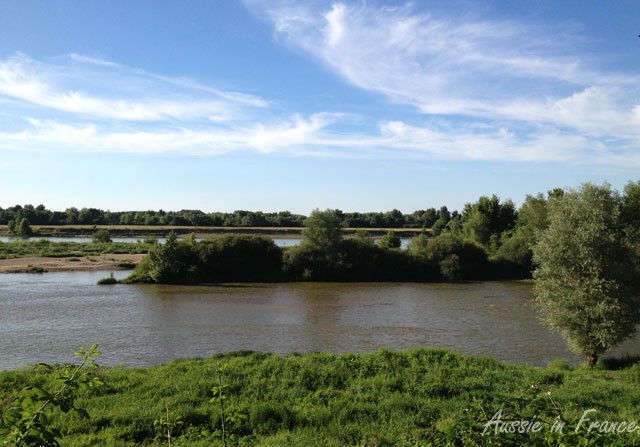 Typical view of the Loire River with its many sandbanks