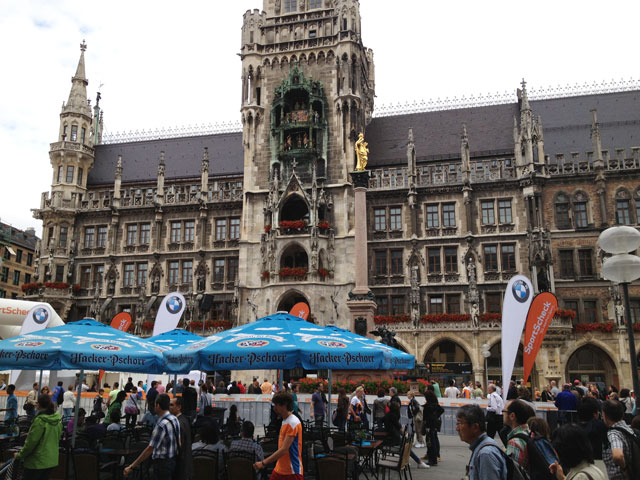 Marienplatz in Munich during the Stadtlaufmüncher marathon