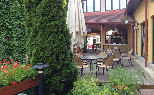 The terrace at Mathias Rex Panzio