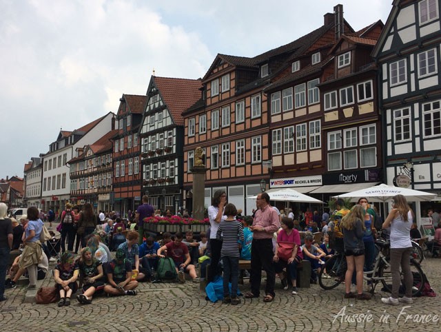 Painted faces and hair in Bremen