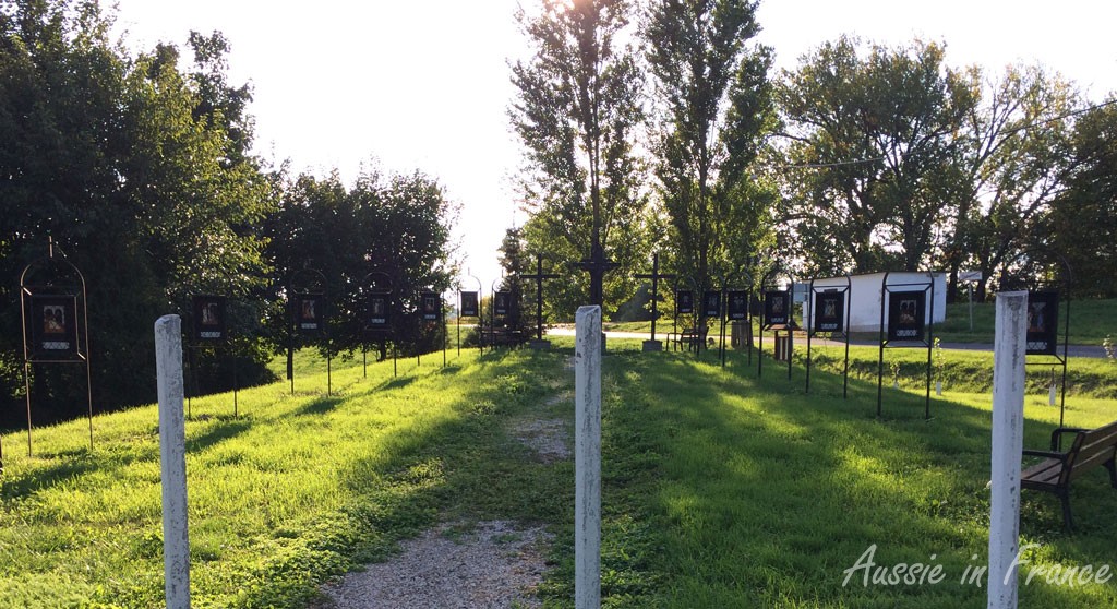 The outdoor way of the cross in Dunafalva