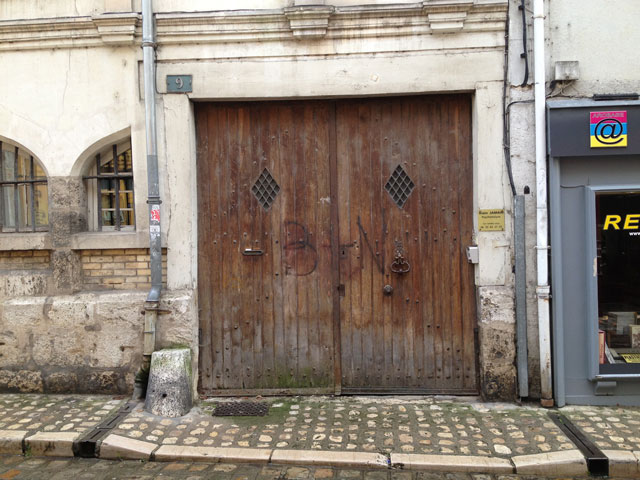 Une porte cochère
