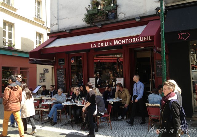 Un restaurant terrible dans la rue Montorgueil