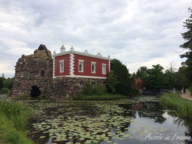 Villa Hamilton next to Vesuvius