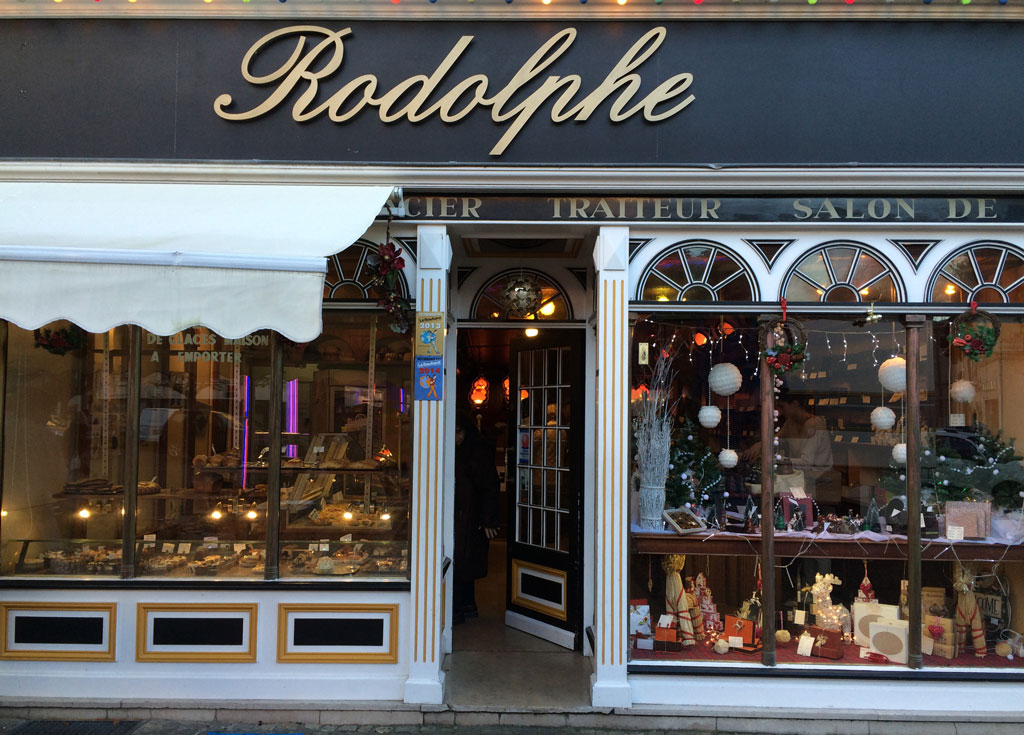 Rodolphe's which looks as though it might be the best pâtisserie in town