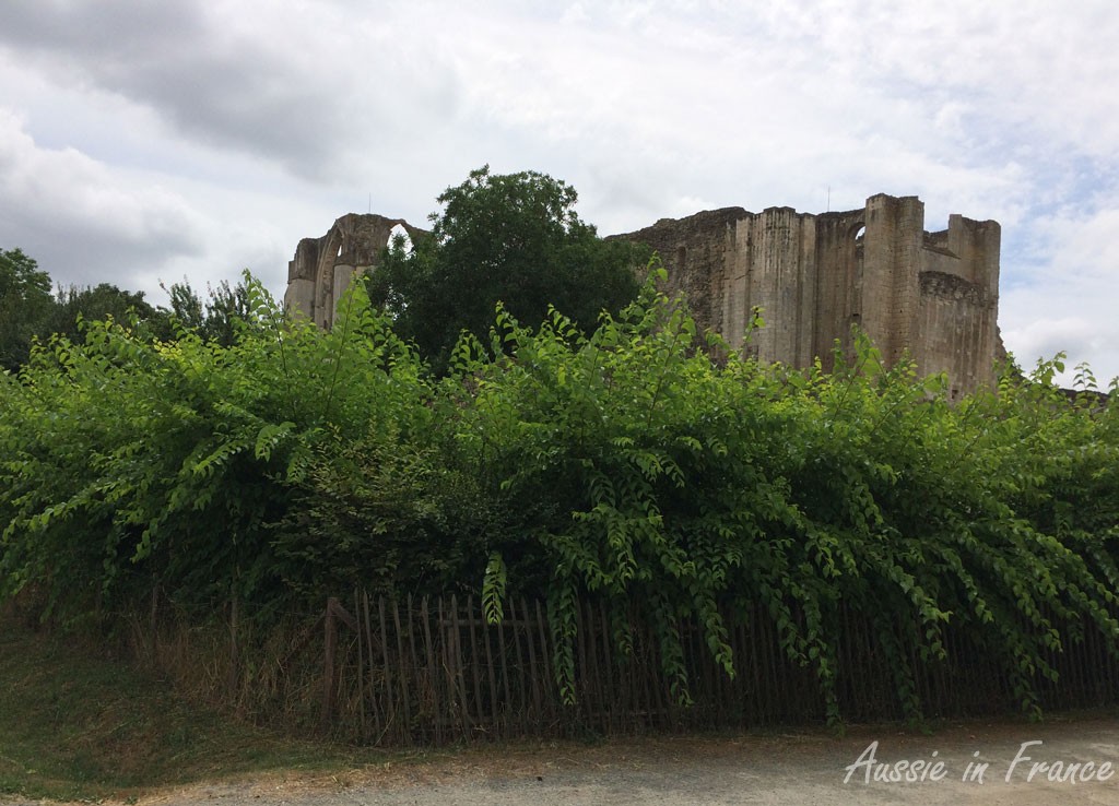 The looming ruins of Maillezais cathedral
