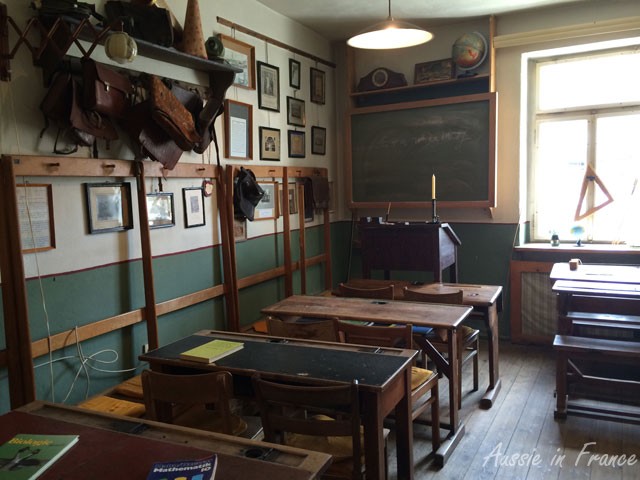Scboolroom inside the Exempel Gastuben