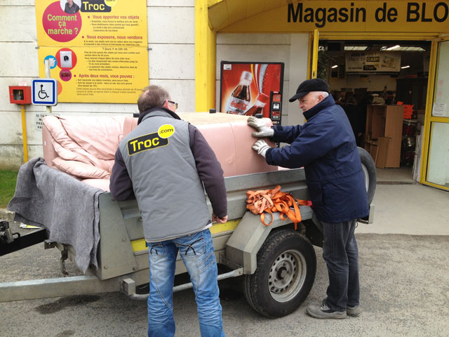 Loading up the second sofa