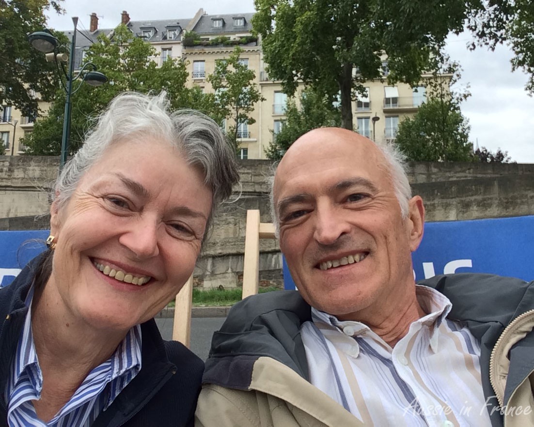 Selfie in Paris Plage deck chairs