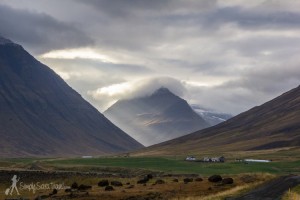 simplysaratravel_iceland