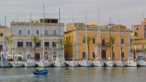 southern_italy_young_adventuresse