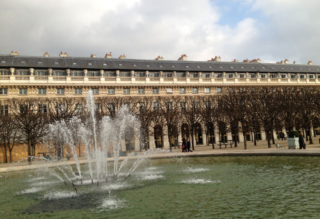 Sun on the fountain in the Palais Royal gardens