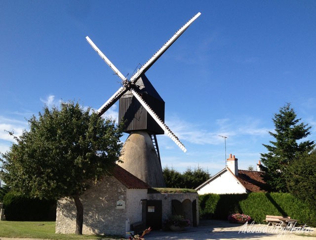 Saint Jacques windmill at Saint Laurent de Noans taken on a previous visit